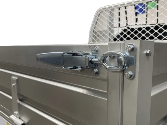 2400 Single Cab Commercial Aluminium Tray - Image 16