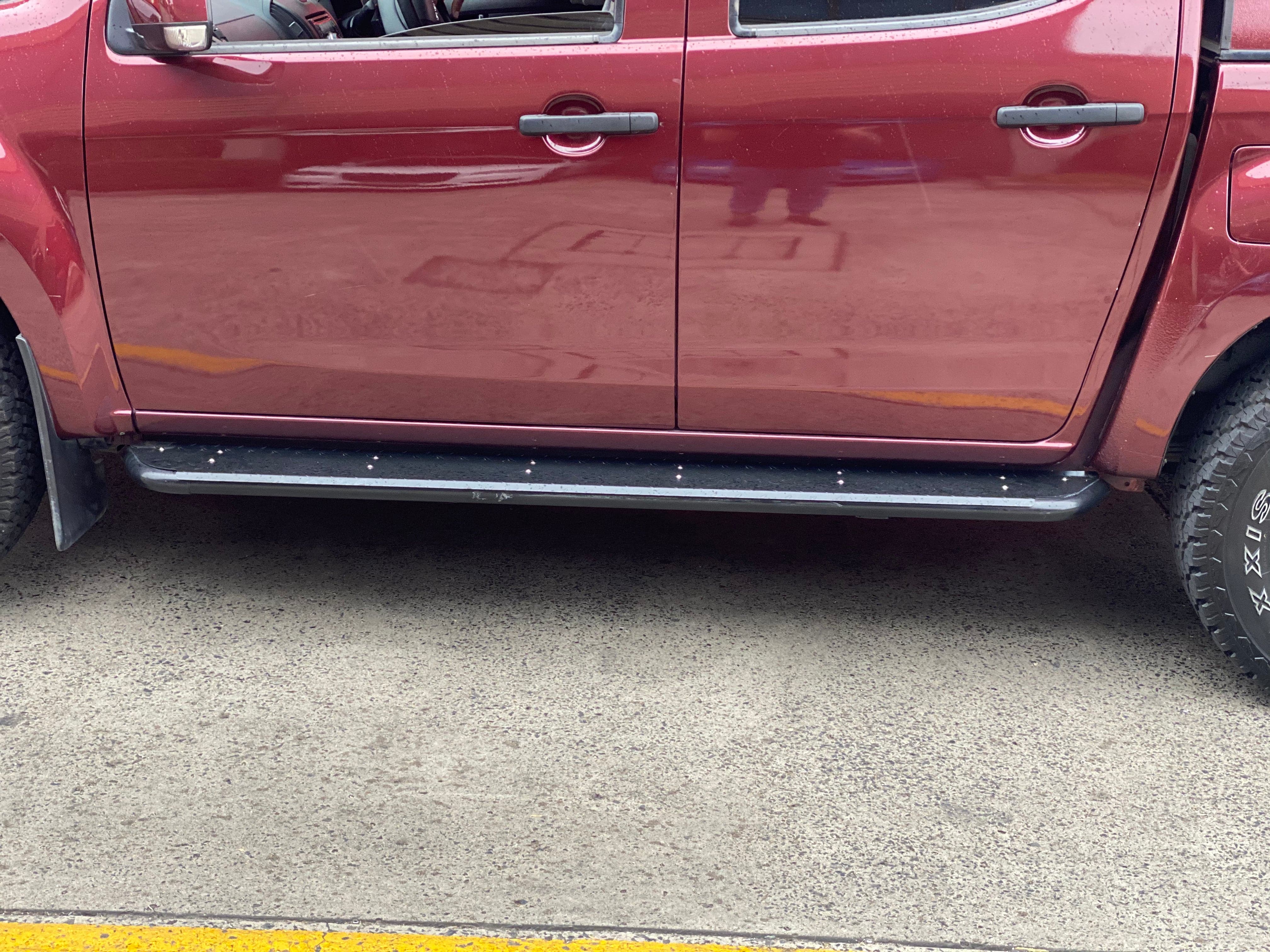 Adjustable Side Steps Only Suits All Dual Cabs (No Brush-Bar) - Image 3