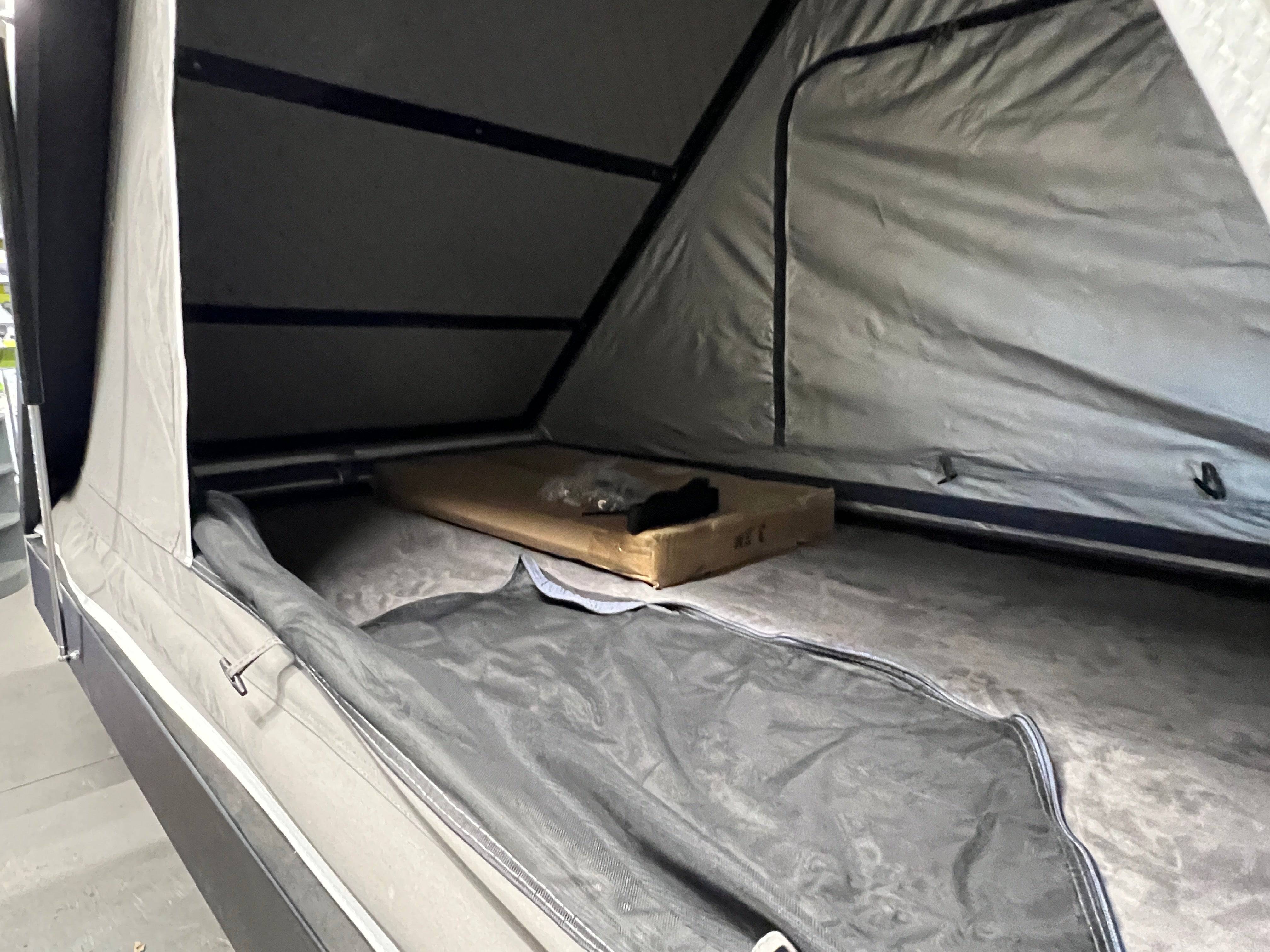 OZI4X4 Adventure 130 Roof Top Tents - Image 22