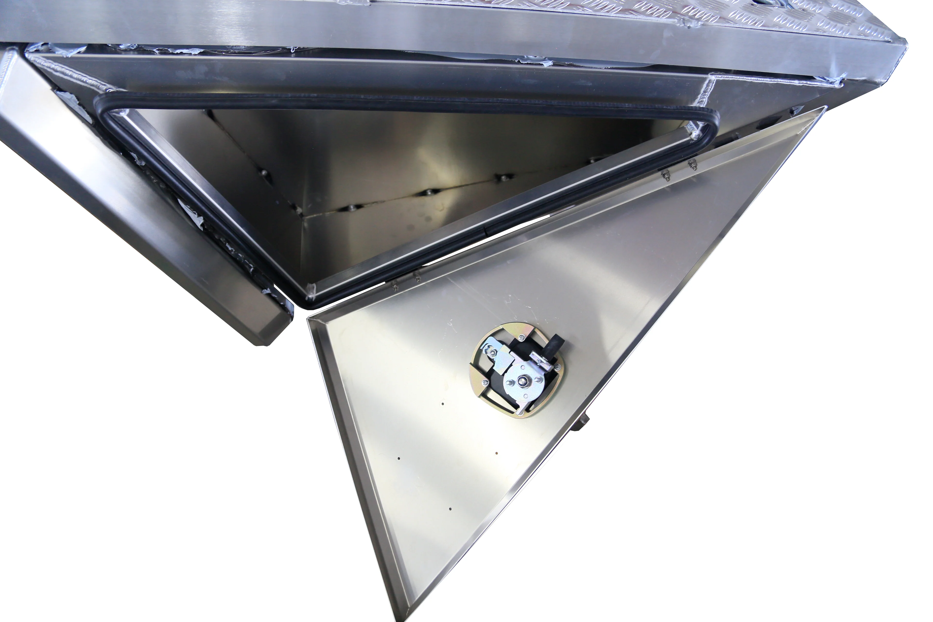 Aluminium Tray Deck 1600 Tapered - Image 12