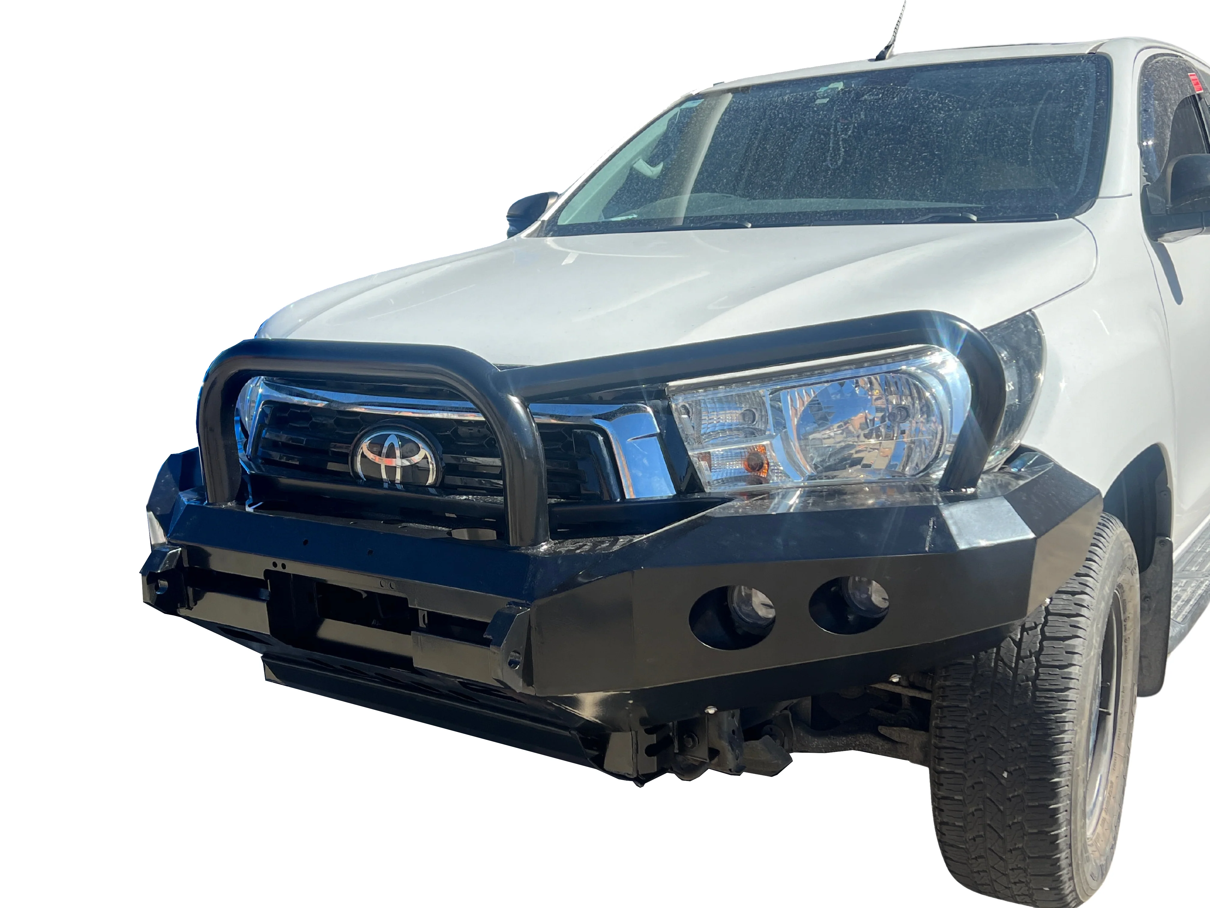 Competition Bullbar Suitable for Toyota Hilux 2015-2019 - Image 3