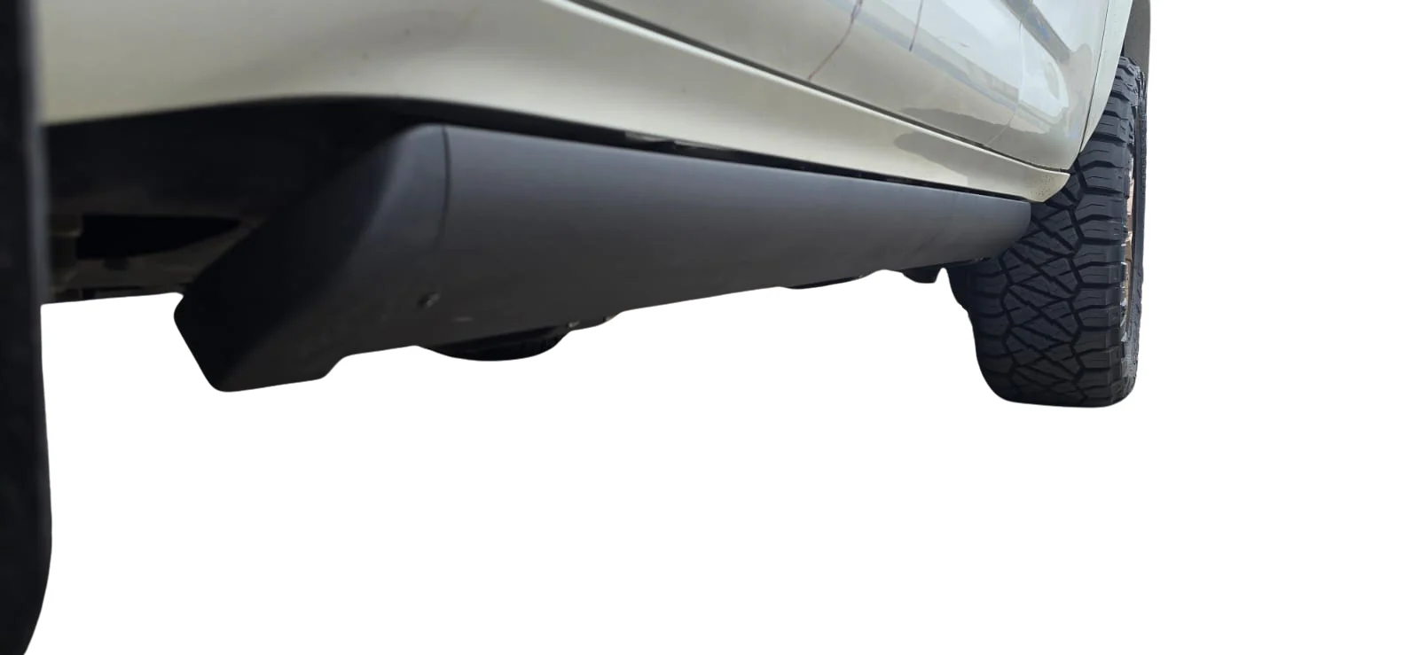 Electrical Side Steps Suitable For Toyota Land cruiser 300 Series 2021+ - Image 5