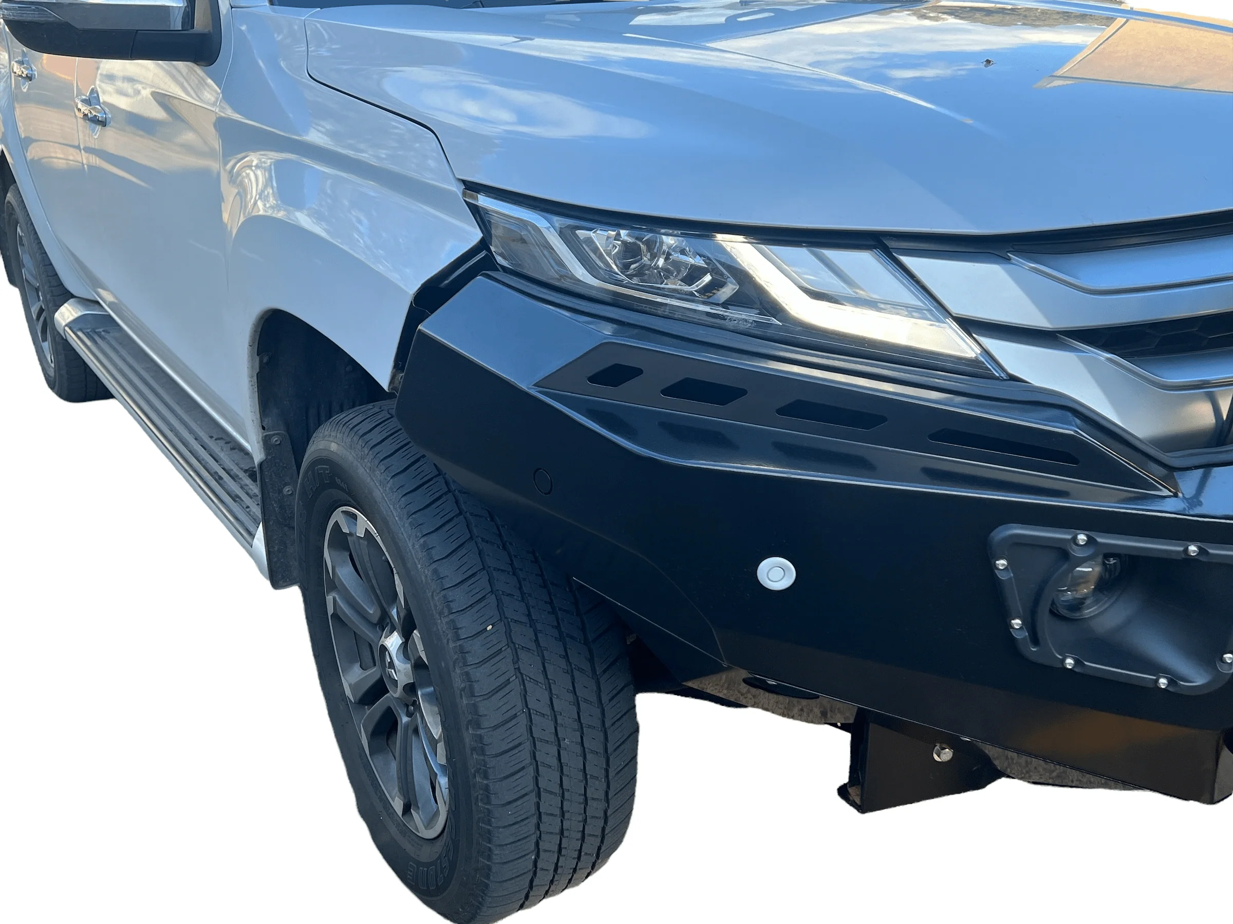 Hustler Bullbar Suits Mitsubishi Triton MR / Pajero Sport 2019 -2022 - Image 22