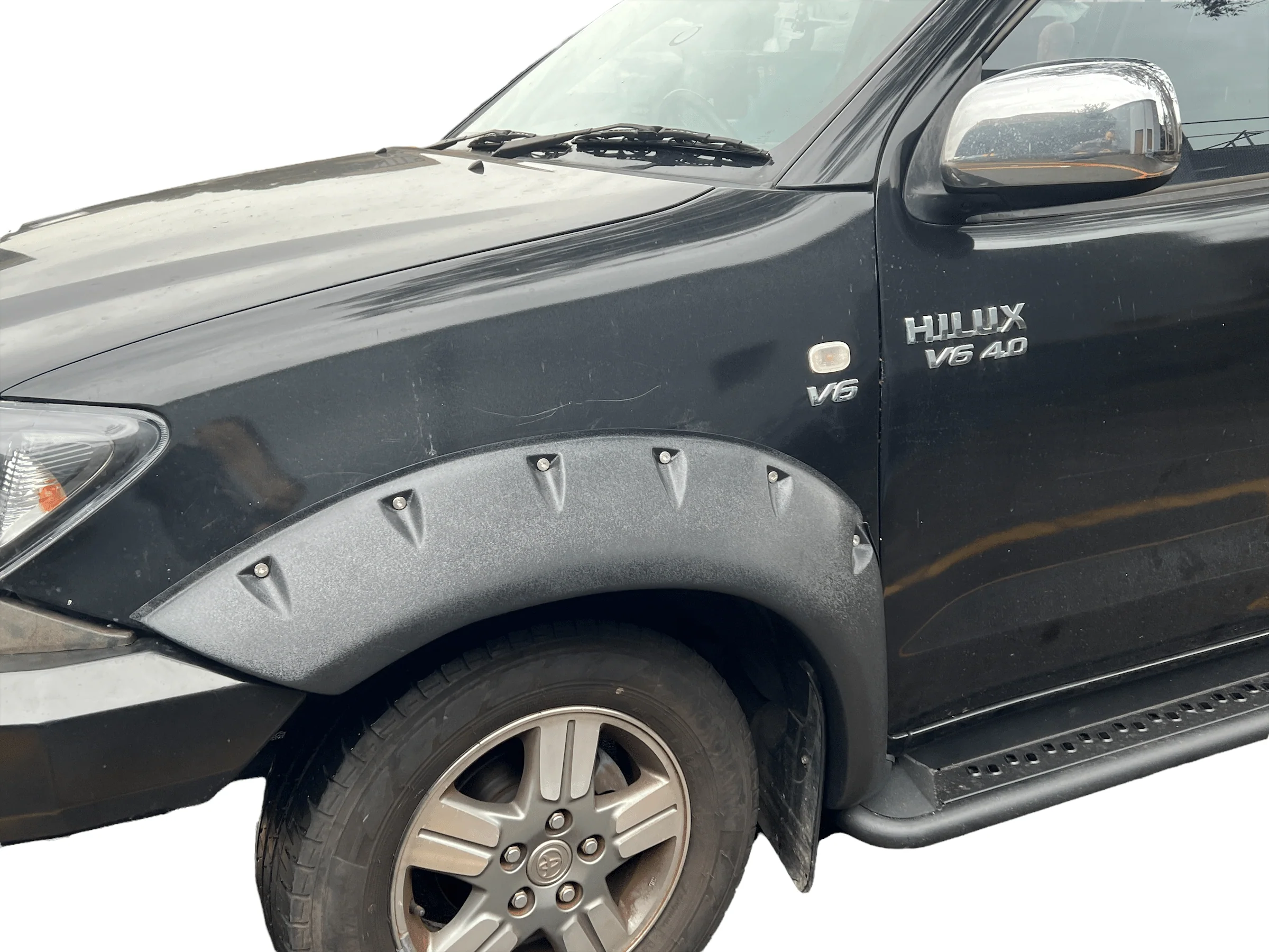 6 pcs Jungle Flares Suitable for Toyota Hilux 2005-2011 (Full Set) - Image 5