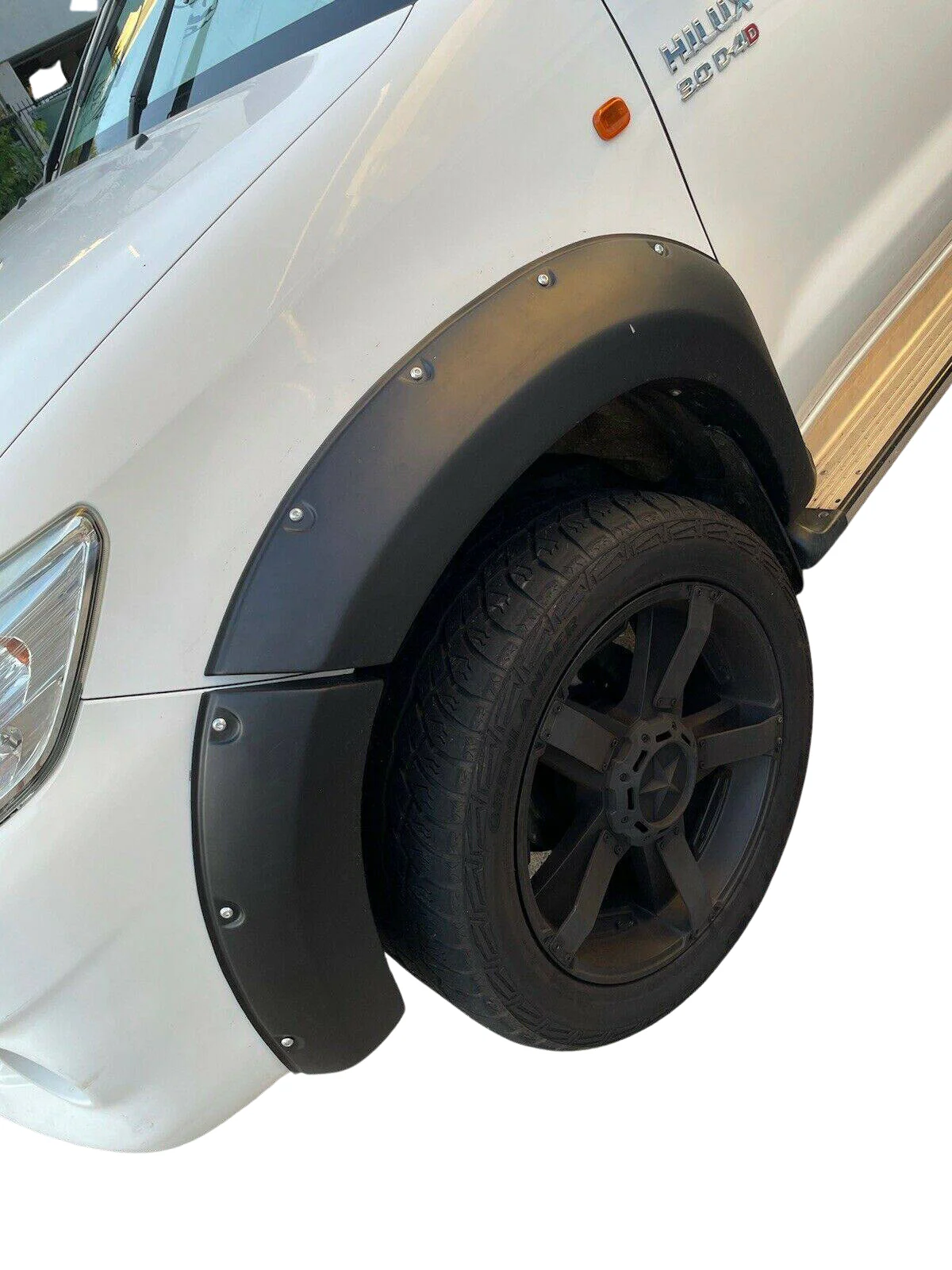 6 Pcs Jungle Flares Suitable For Toyota Hilux 2012-2015 - Image 6